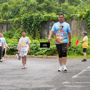 Runner Photo 7018894