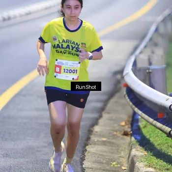 Runner Photo 7018938