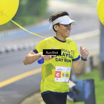 Runner Photo 7018943