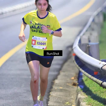 Runner Photo 7018944