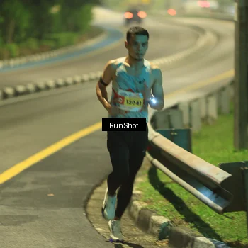 Runner Photo 7018972