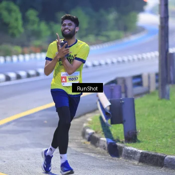 Runner Photo 7018991