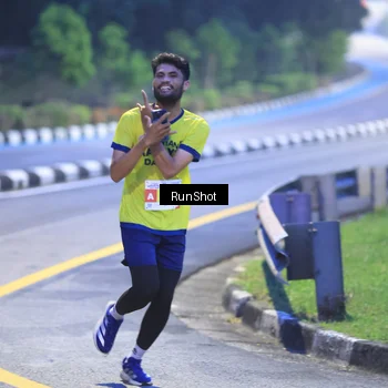 Runner Photo 7018997