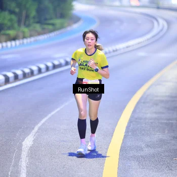 Runner Photo 7019025