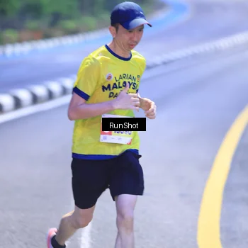 Runner Photo 7019042