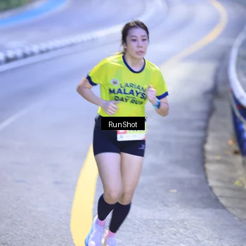 Runner Photo 7019045