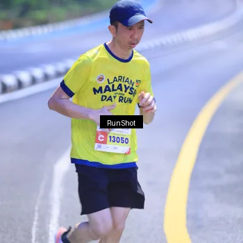 Runner Photo 7019078