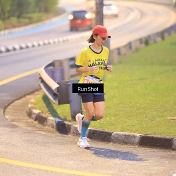 Runner Photo 7019085