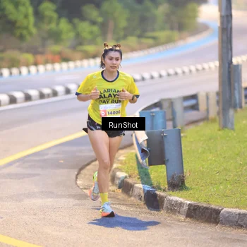 Runner Photo 7019102