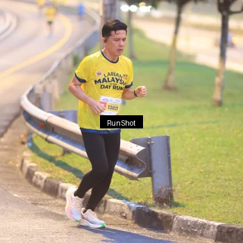 Runner Photo 7019157