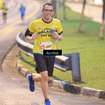Runner Photo 7019176