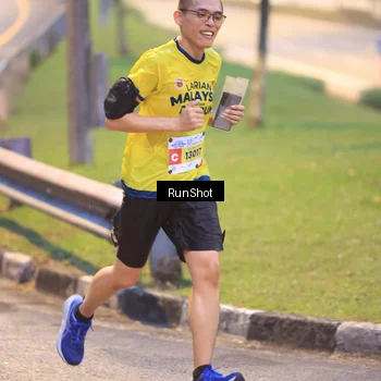 Runner Photo 7019185