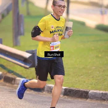 Runner Photo 7019194