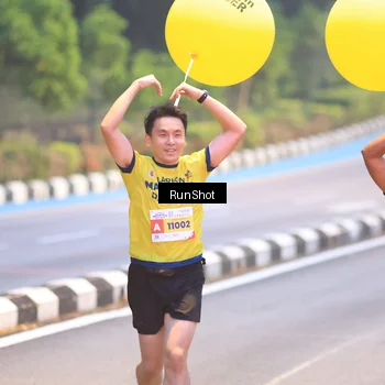 Runner Photo 7019224