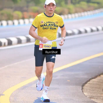 Runner Photo 7019269