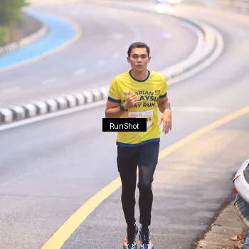 Runner Photo 7019277