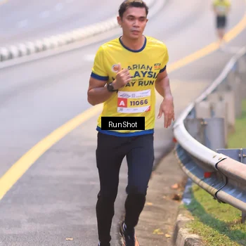 Runner Photo 7019293