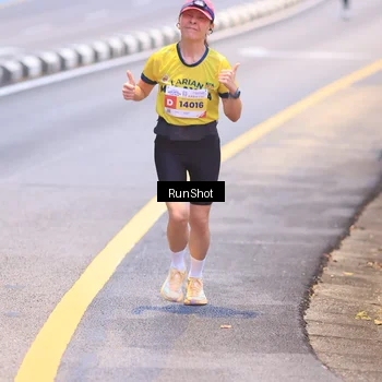 Runner Photo 7019333