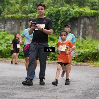 Runner Photo 7019340