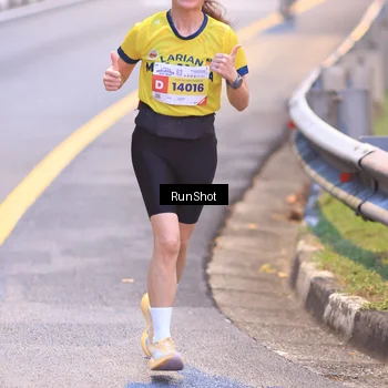 Runner Photo 7019372