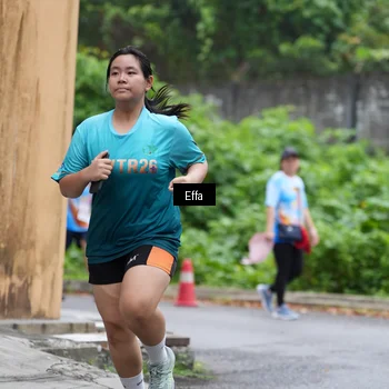 Runner Photo 7019390