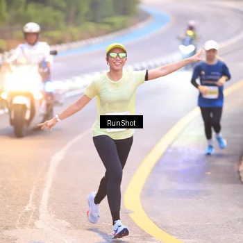 Runner Photo 7019431