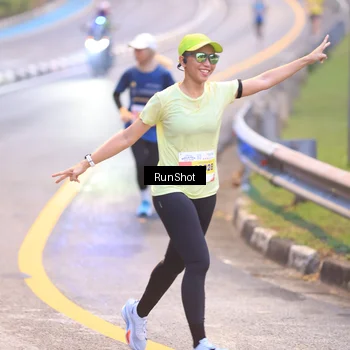 Runner Photo 7019438