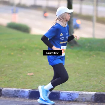 Runner Photo 7019495