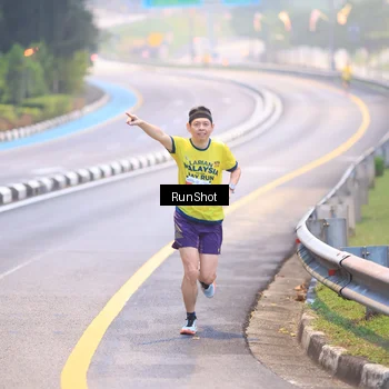 Runner Photo 7019530