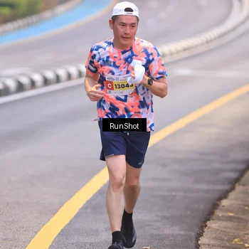 Runner Photo 7019668