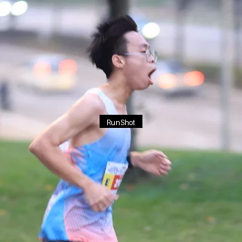 Runner Photo 7019700