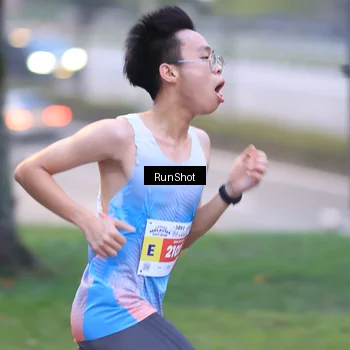 Runner Photo 7019704
