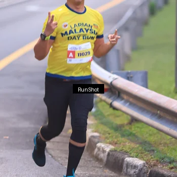 Runner Photo 7019733
