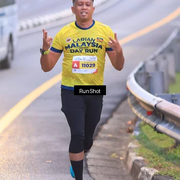 Runner Photo 7019745