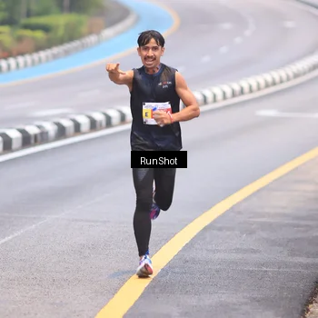Runner Photo 7019753
