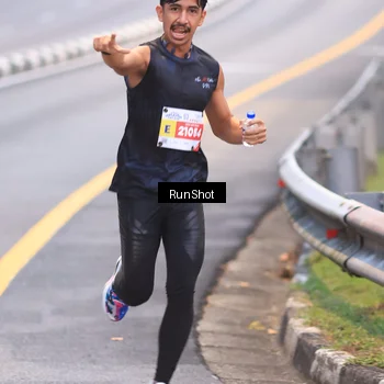 Runner Photo 7019772