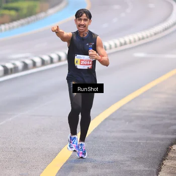Runner Photo 7019789