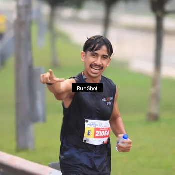 Runner Photo 7019799