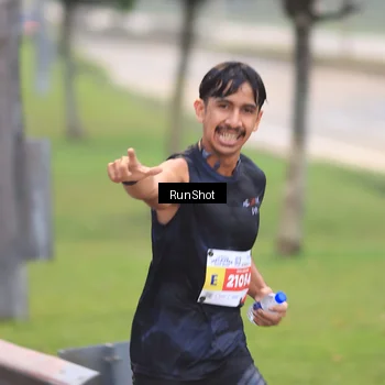 Runner Photo 7019804