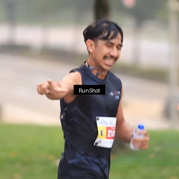 Runner Photo 7019820