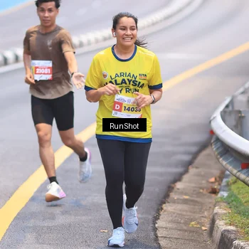 Runner Photo 7019852
