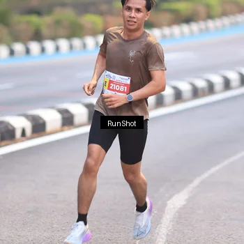 Runner Photo 7019855