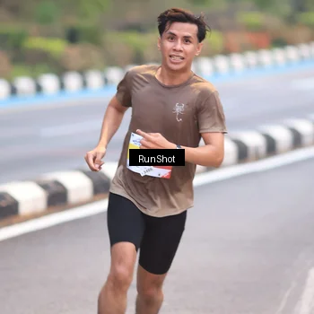 Runner Photo 7019879