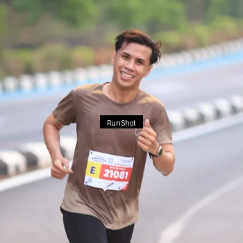 Runner Photo 7019880