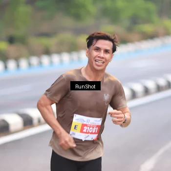 Runner Photo 7019884