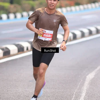Runner Photo 7019889
