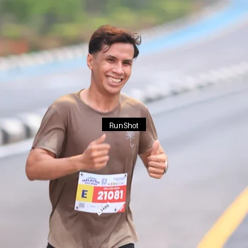 Runner Photo 7019894