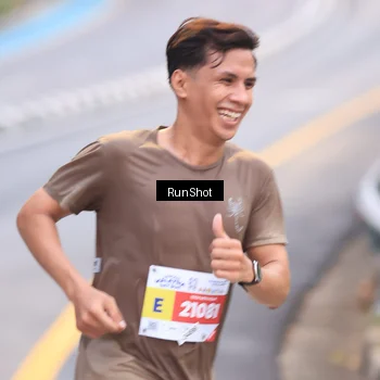 Runner Photo 7019895