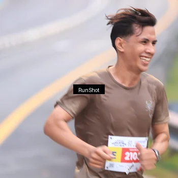 Runner Photo 7019896