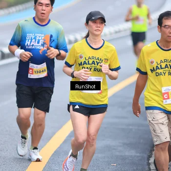 Runner Photo 7019945